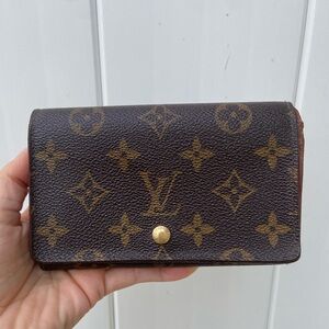 Authentic Louis Vuitton Porte-Monnaie Tresor Wallet